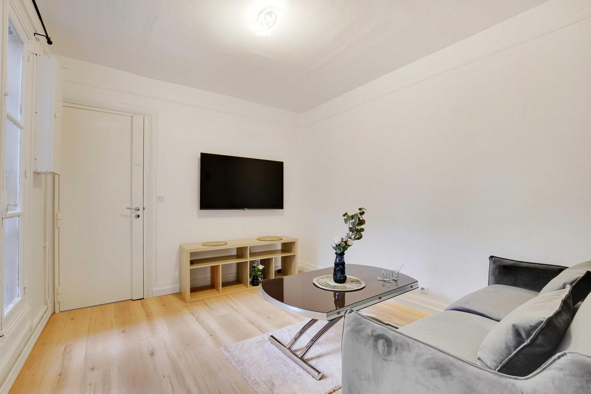 Charming - 1br-4p- Gare De L'est Parijs